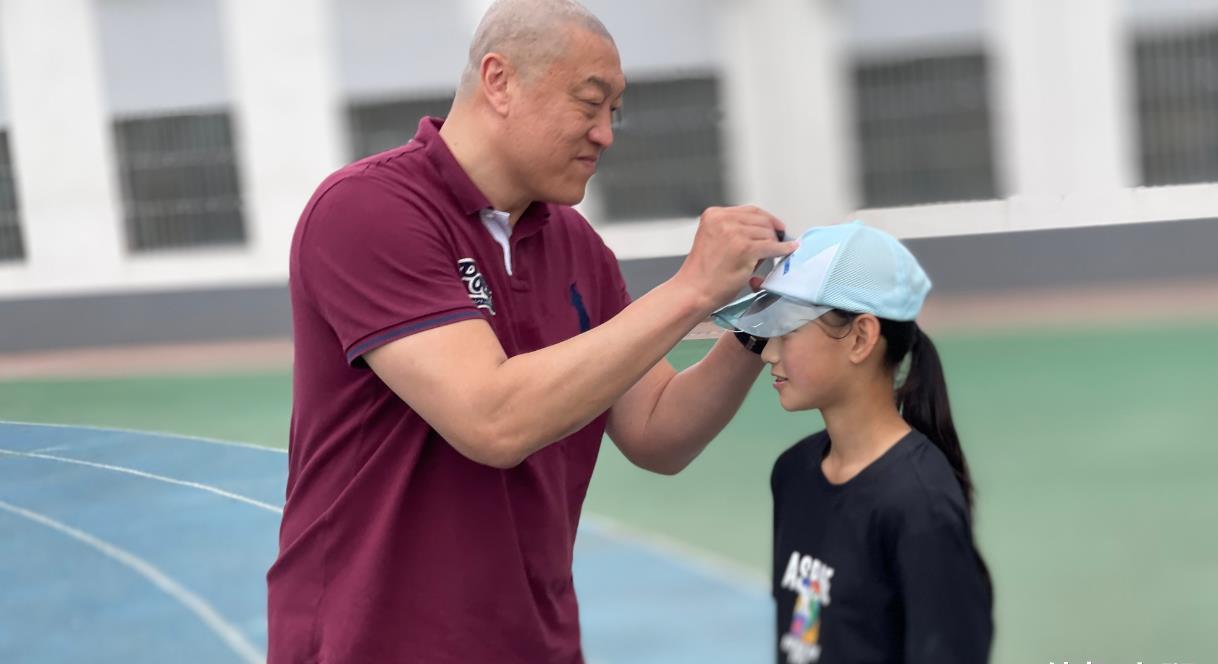 河北省游泳省队在哪里_全河北省的游泳冠军算明星吗_河北省游泳比赛