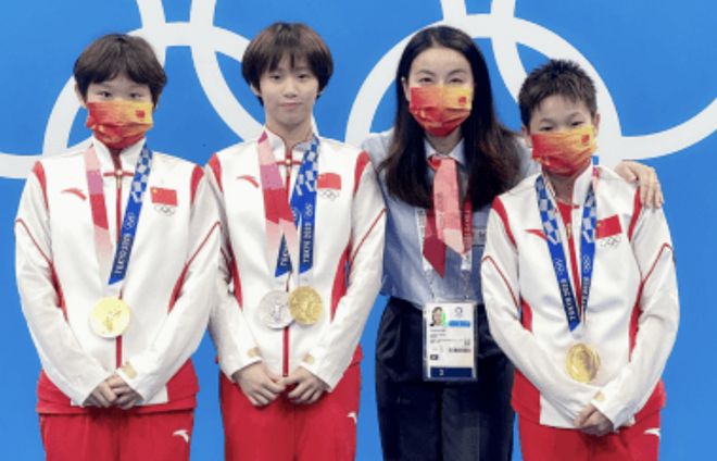 游泳奥运冠军女_游泳奥运冠军女禁赛_游泳奥运冠军女子名单