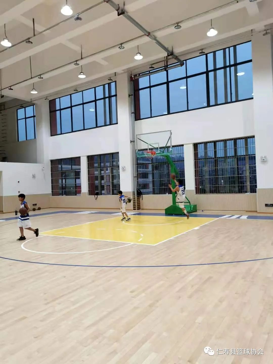 四川小学篮球联赛比赛规则_中小学篮球联赛方案_小学校园篮球联赛