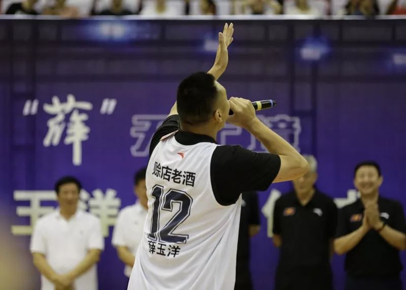 薛玉洋：从NBA梦想到体制内篮球运动员的