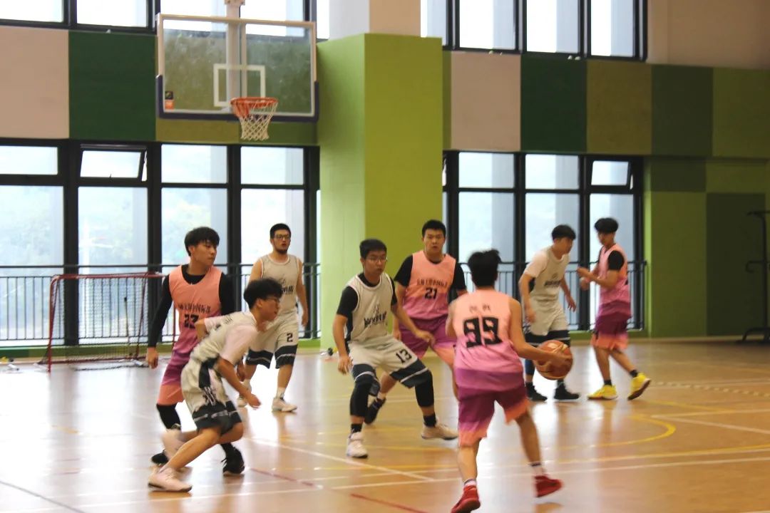 2020杭州市国际高中篮球联赛：我校国际