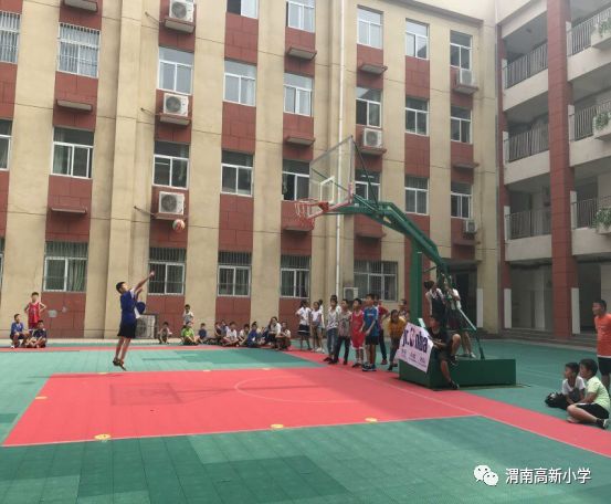 少儿篮球比赛_少儿篮球技巧比赛_篮球技巧赛少儿